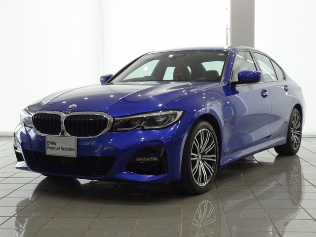 BMW 330e Mスポーツ