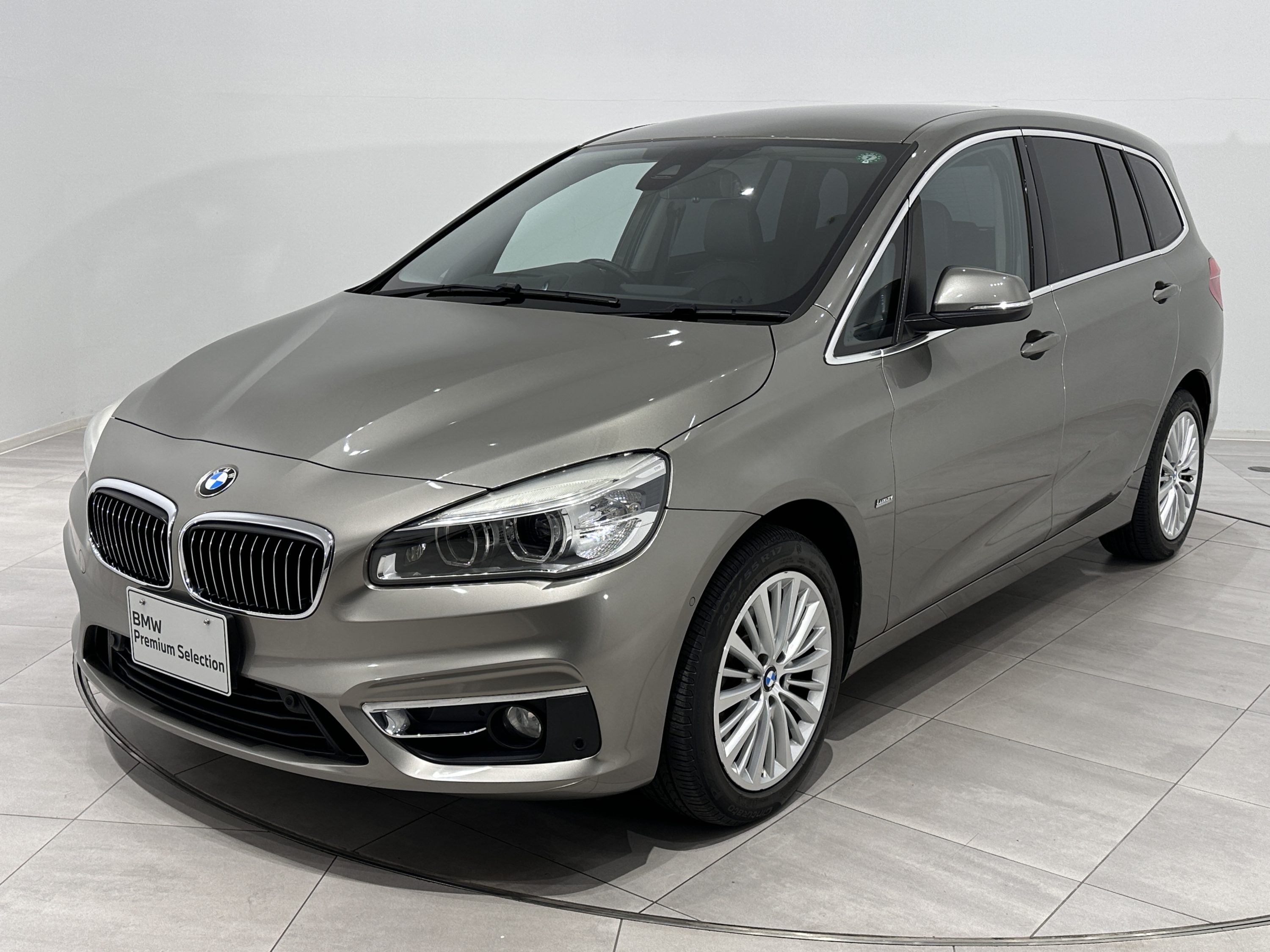 BMW 220i Gran Tourer Luxury