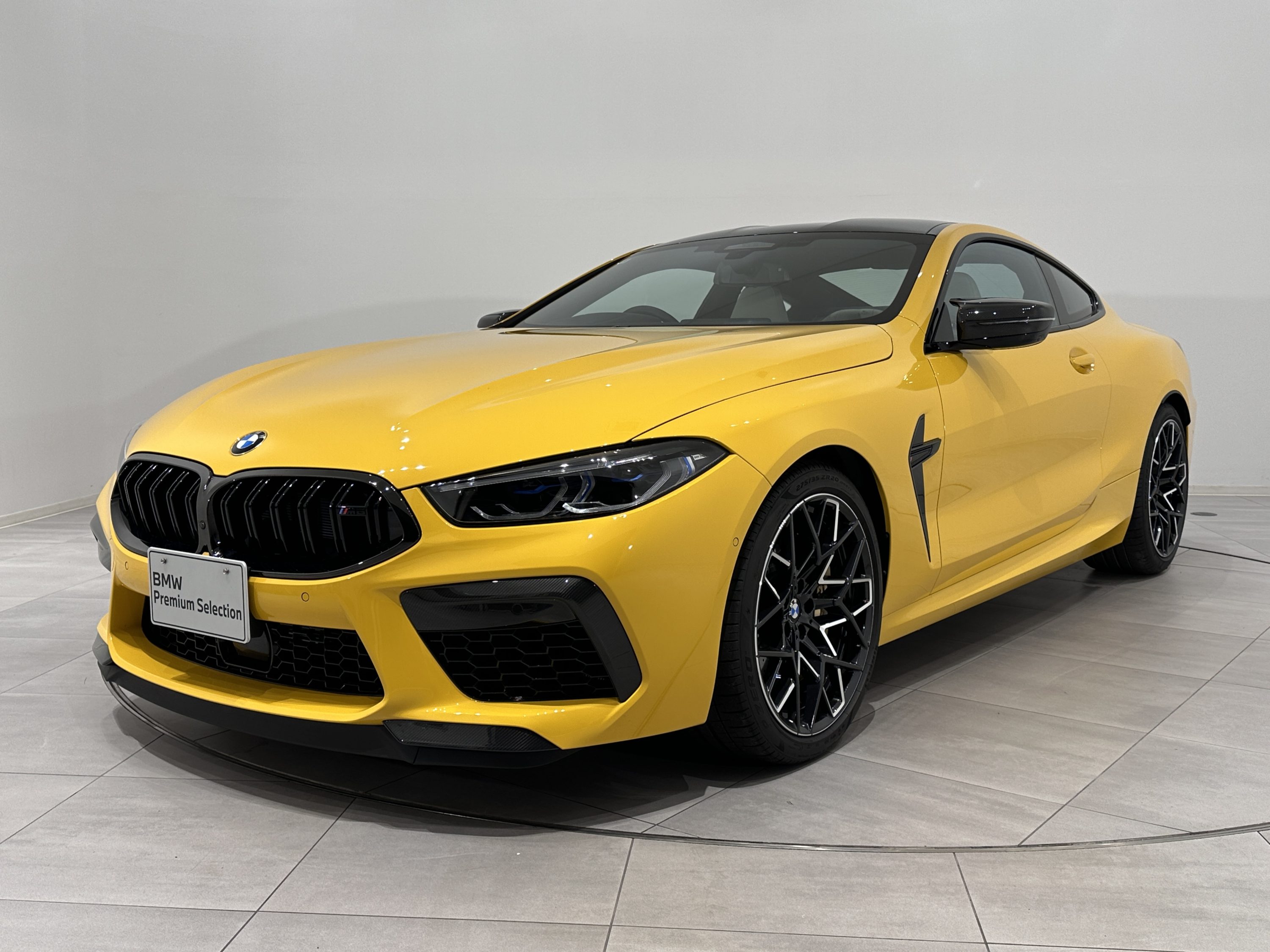 BMW M8コンペティション 4WD