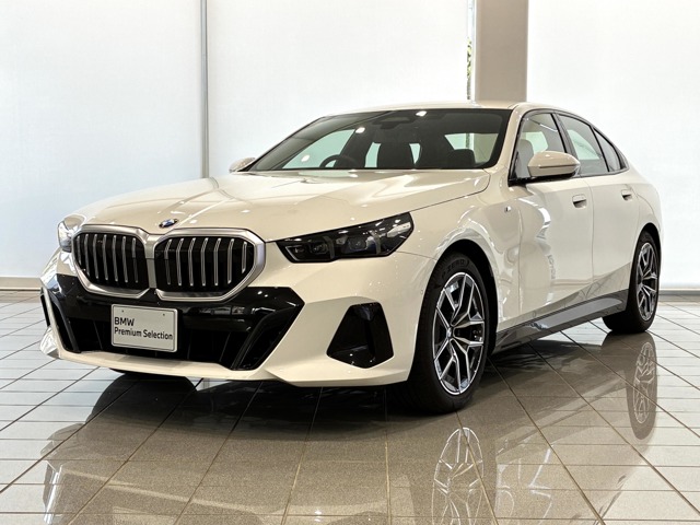 BMW 523i Mスポーツ