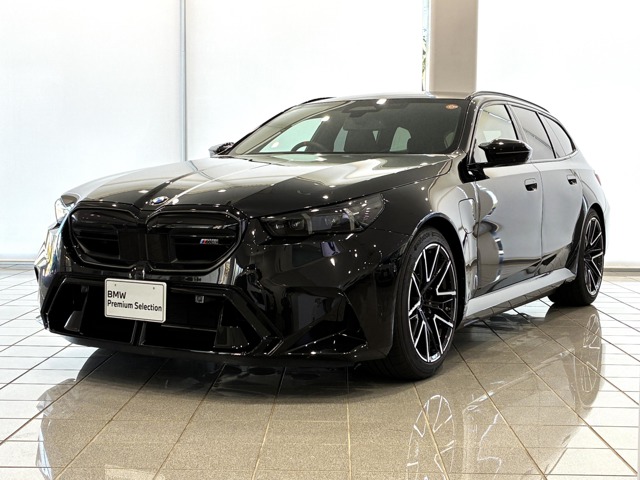 BMW M5ツーリング 4.4 4WD