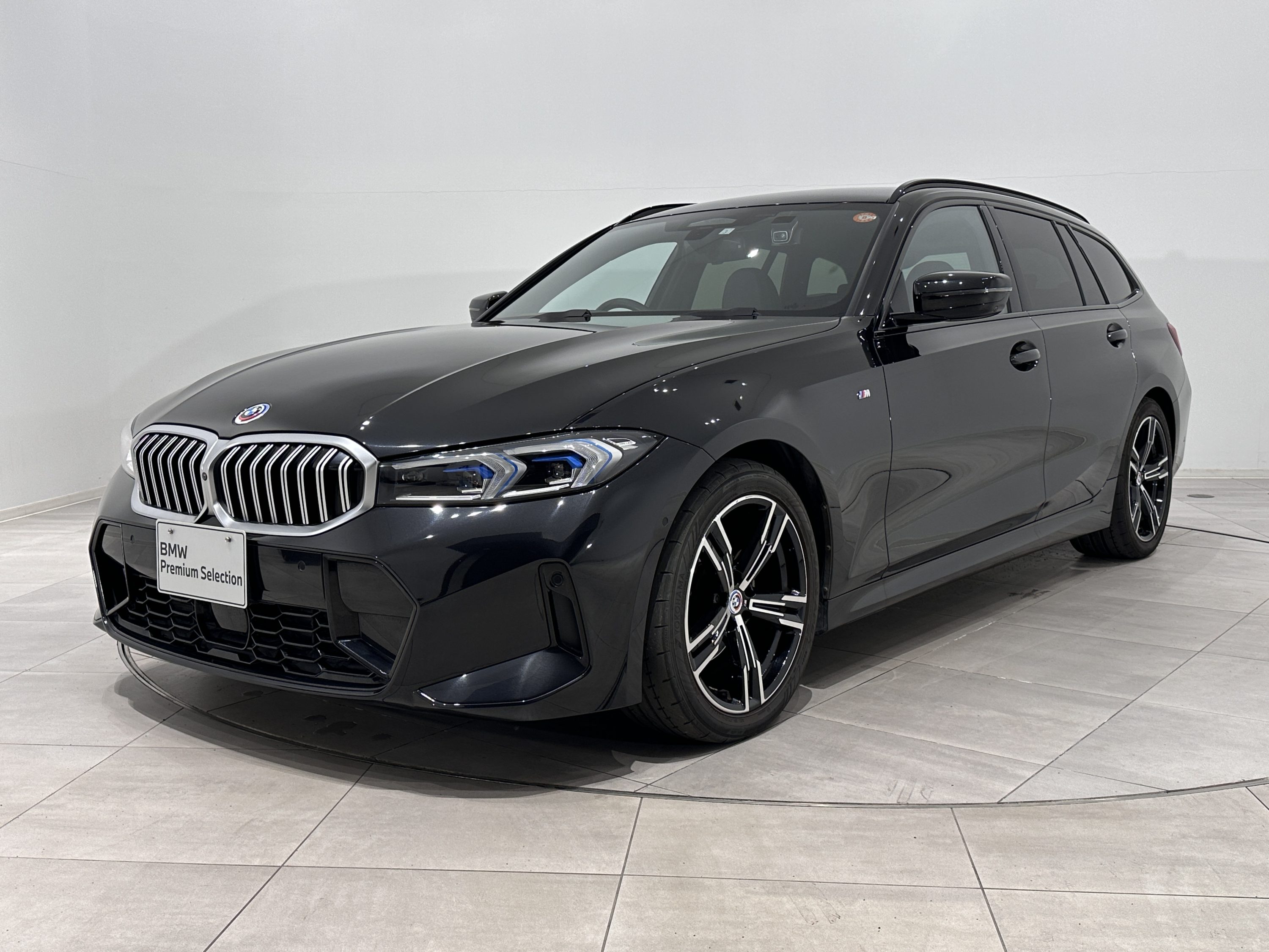 BMW 320i ツーリング