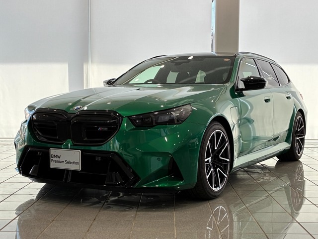 BMW M5ツーリング 4.4 4WD